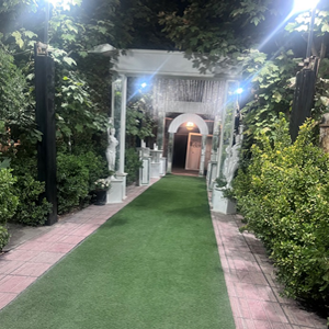 garden-hall-mansion-300-in-300